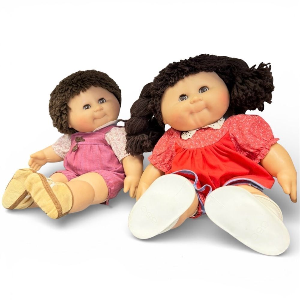 Vintage Collectible Doll Set – Adorable Pair with Yarn Hair & Original Outfits